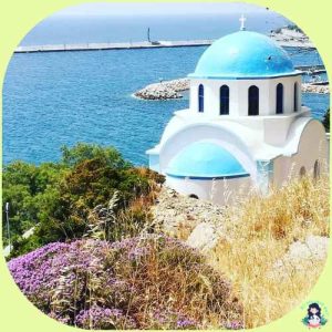 ZICHT OP AGIOS KIRIKOS TE IKARIA
